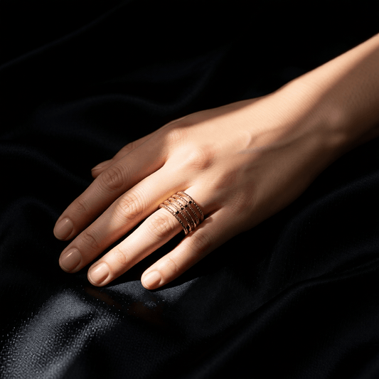 Brede Open Ring RVS met Bolletjesmotief en 5 Emaille Puntjes (16 mm) - Aramat Jewels - Ringen - cadeautip