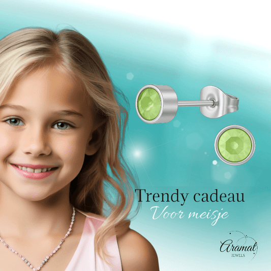 Lichtgroene kristal oorstekers β 5mm zilver RVS - Aramat Jewels - Oorbellen - cadeautip