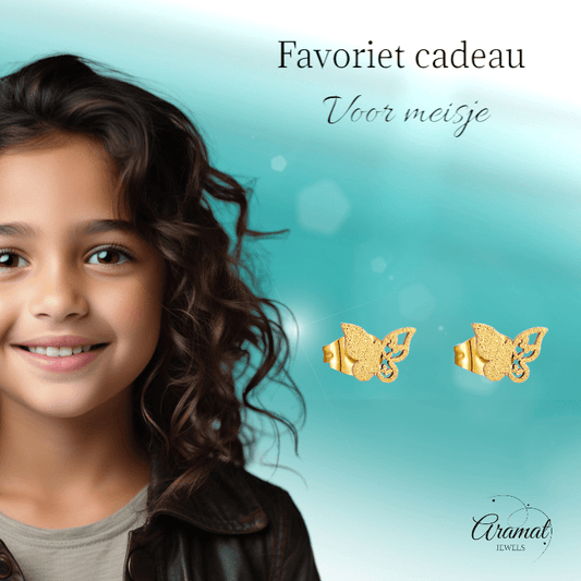Matte vlinder oorbellen goudkleurig RVS 8mm - Aramat Jewels - Oorbellen - cadeautip