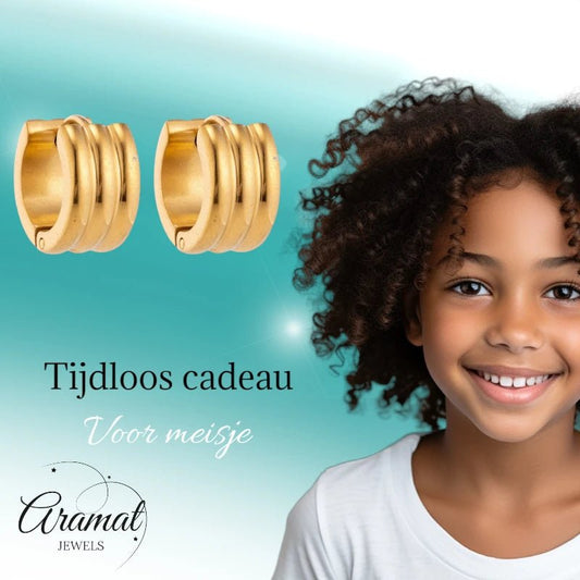 Oorringen – 13mm Mini Creool Streepdesign RVS Goudkleur Unisex - Aramat Jewels - Oorringen - cadeautip