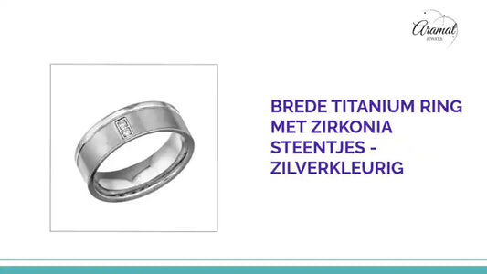 Brede Titanium Ring met Zirkonia Steentjes - Zilverkleurig by@Outfy