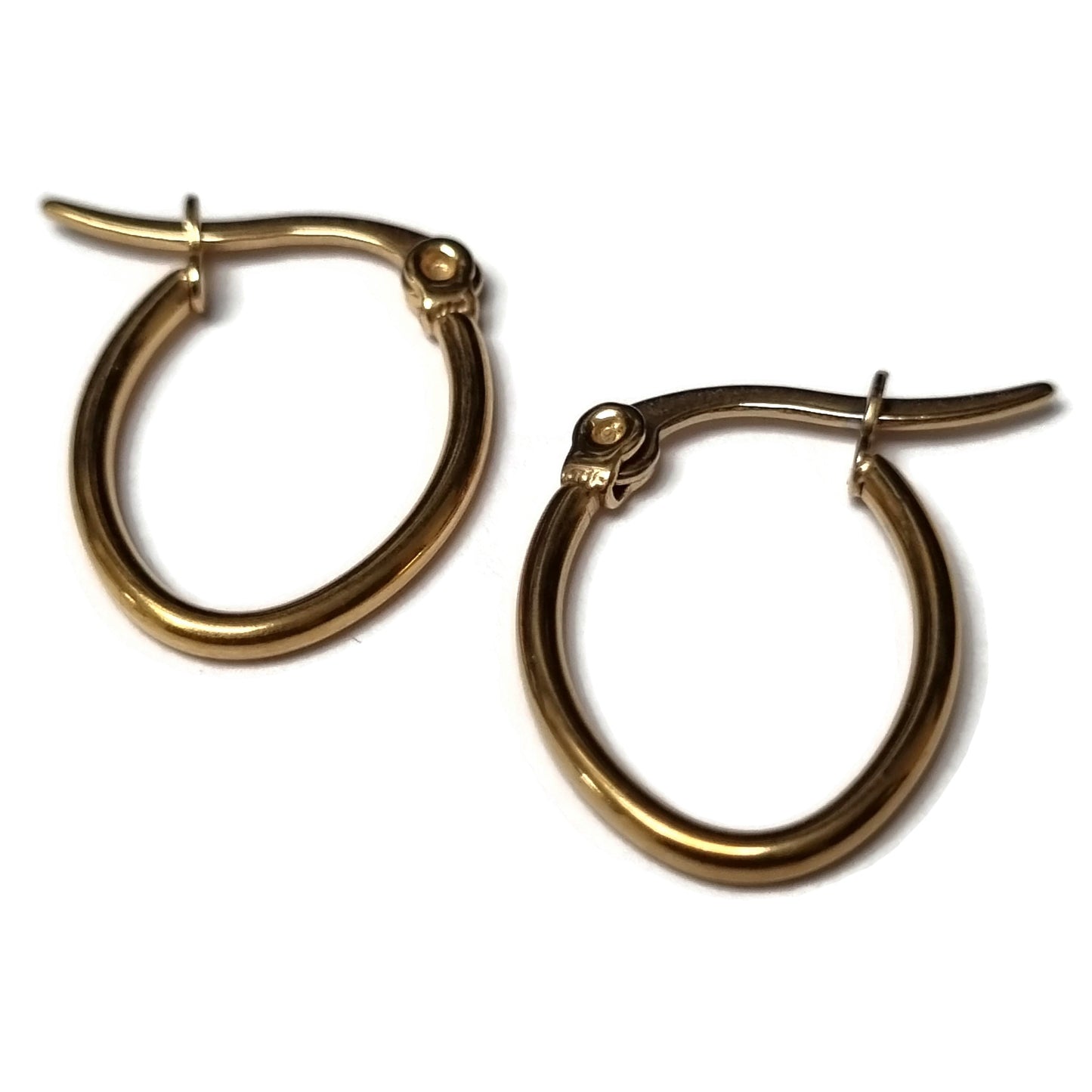 oor5439-xe55432-Stalen ovale oorringen goudkleur-Aramat Jewels