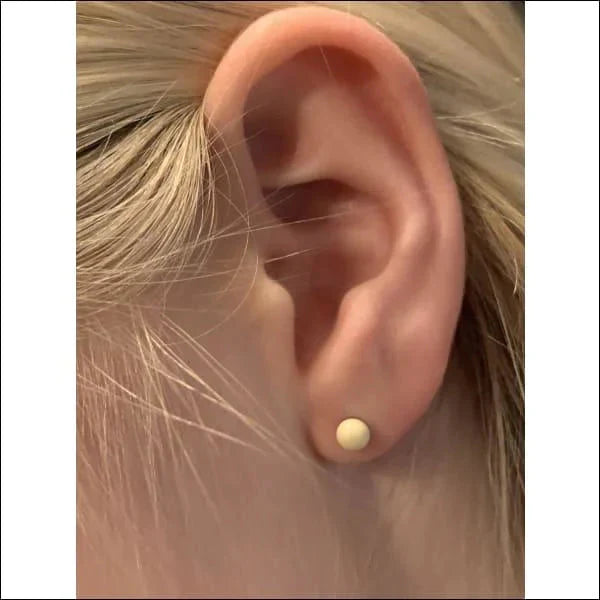 Zweerknopjes 4mm Bolletje Wit Zilverkleurig Chirurgisch 4mm 8720157022039 alles Apparel & Accessories > Jewelry > Earrings Aramat Jewels chirurgisch staal dames Geen hanger oor2777-LJE3636 oorbellen oormodel PVD Soort sieraad_Oorbellen Staal Video Volwassenen zilverkleurig zweerknopjes