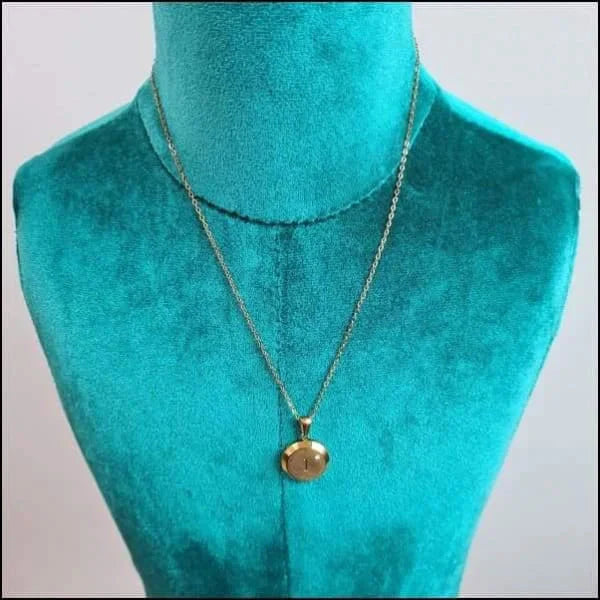 Initiaal Ketting Letter- Chirurgisch Staal - bestellen? Aramat Jewels