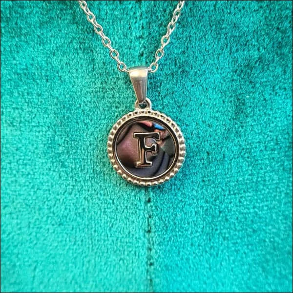 Halskettingen Stalen Letter Ketting Initiaal Abalone Zilverkleur 45cm Aramat Jewels