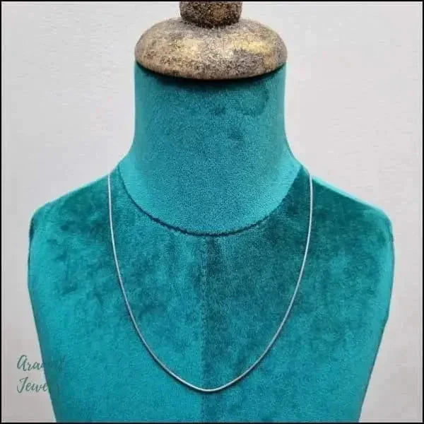 Stalen Slangenketting Zilverkleur-Meerdere lengtes 1.3mm 1.5mm 1mm 2mm 45cm 50cm 55cm 60cm 65cm 70cm 75cm 80cm alles chirurgisch staal dames Geen edelsteen Geen hanger Geen_Parel Geen_steen Halskettingen Ketting zonder hanger Minimalistische ketting PVD schakelketting slangen Staal uniseks unisex Volwassenen zilverkleurig Zonder_hanger Zonder_steen
