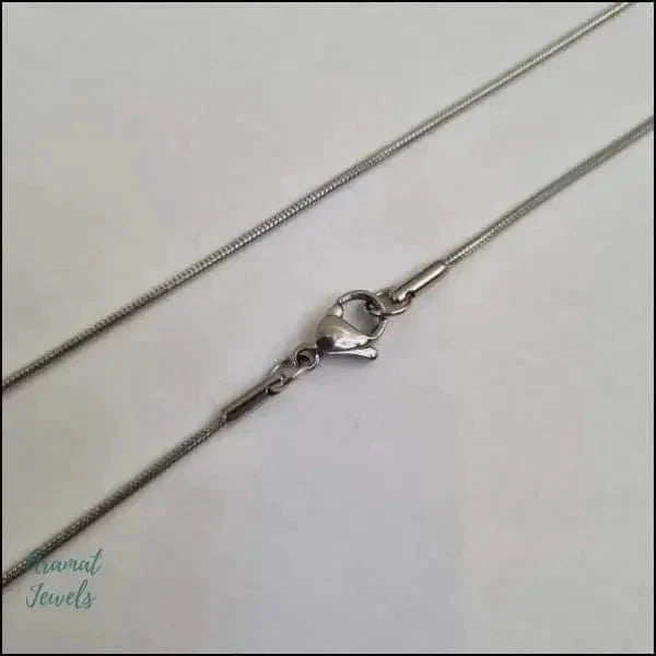 Stalen Slangenketting Zilverkleur-Meerdere lengtes 45cm 1.3mm 1.3mm 1.5mm 1mm 2mm 45cm 50cm 55cm 60cm 65cm 70cm 75cm 80cm alles chirurgisch staal dames Geen edelsteen Geen hanger Geen_Parel Geen_steen Halskettingen Ketting zonder hanger Minimalistische ketting PVD schakelketting slangen Staal uniseks unisex Volwassenen zilverkleurig Zonder_hanger Zonder_steen