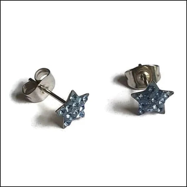 Stalen Ster Oorbellen Zweerknopjes 7mm Licht Blauw 7mm 8720157036975 AB Transparant alles Apparel & Accessories > Jewelry > Earrings Aramat Jewels champagne chirurgisch staal dames Donker Blauw Donker Roze Geen hanger Geen oormodel geometrisch gepolijst kinderen kristal Licht Blauw Licht Roze Meerdere kleuren Met_steen Nieuw Olijf Groen oorbellen PVD Rood Roze Staal ster Transparant yoyo Zee Blauw zilverkleurig zonder hanger Zonder_hanger Zwart zweerknopjes