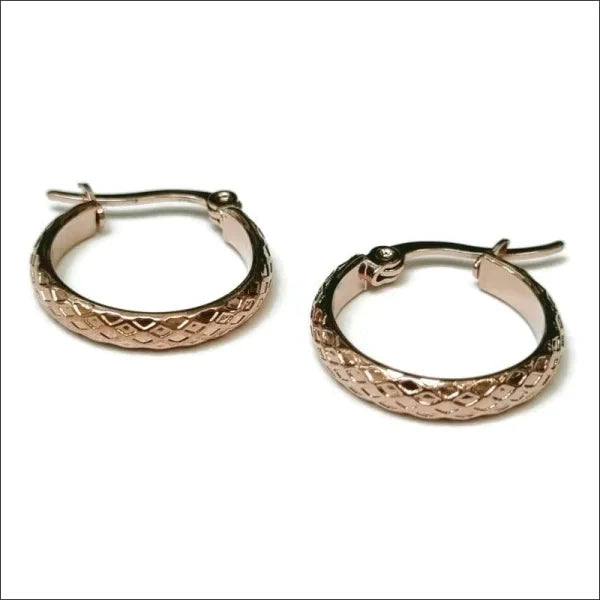 Bewerkte Oorringen Ruitjes Chirurgisch Staal Rosékleur 20mm 20mm 25mm 3.5mm 30mm alles bewerkt chirurgisch staal dames Geen edelsteen Geen oormodel Geen_steen Goudkleur / 20mm Goudkleur / 25mm Goudkleur / 30mm goudkleurig Meerdere kleuren Meerdere Maten Nieuw oorbellen Oorringen oorringetjes PVD rond Rosékleur / 20mm Rosékleur / 25mm rosékleurig ruit Staal tomade Volwassenen Zonder_hanger Zonder_steen zwart Zwart / 25mm Zwart / 35mm zweerknopjes