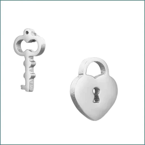 Stalen Oorbellen Sleutel- Hartje-Zilverkleurig-10mm 12mm 6mm alles chirurgisch staal dames Geen hanger Geen oormodel Geen_Parel goudkleurig hart Meerdere Varianten oorbellen PVD Sleutel Staal Volwassenen zilverkleurig zweerknopjes
