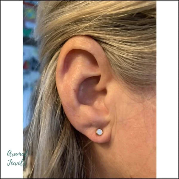 Stalen Oorbellen Schelp 4mm 6mm 8720157027287 8mm alles Aramat Jewels chirurgisch staal dames Geen hanger goudkleurig Goudkleurig / Wit / 4mm Goudkleurig / Wit / 6mm Goudkleurig / Wit / 8mm Goudkleurig / Zwart / 6mm Goudkleurig / Zwart / 8mm heren Kleur_Goudkleurig Kleur_Zwart Meerdere kleuren Meerdere Maten Nieuw oorbellen oormodel PVD schelp Staal Video Volwassenen zilverkleurig Zilverkleurig / Wit / 4mm Zilverkleurig / Wit / 6mm Zilverkleurig / Wit / 8mm zwart zweerknopjes