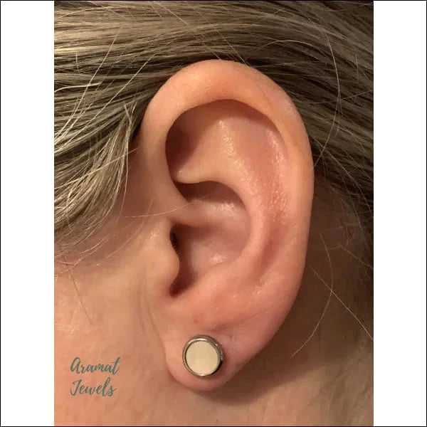 Stalen Oorbellen Schelp 4mm 6mm 8720157027287 8mm alles Aramat Jewels chirurgisch staal dames Geen hanger goudkleurig Goudkleurig / Wit / 4mm Goudkleurig / Wit / 6mm Goudkleurig / Wit / 8mm Goudkleurig / Zwart / 6mm Goudkleurig / Zwart / 8mm heren Kleur_Goudkleurig Kleur_Zwart Meerdere kleuren Meerdere Maten Nieuw oorbellen oormodel PVD schelp Staal Video Volwassenen zilverkleurig Zilverkleurig / Wit / 4mm Zilverkleurig / Wit / 6mm Zilverkleurig / Wit / 8mm zwart zweerknopjes