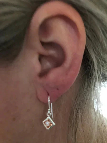 Oorhanger Vierkant Kinderen Zirkonia Champagne 925 Zilver 20mm 8720157032694 alles Aramat Jewels champagne dames elf925 kinderen Met_hanger Met_steen oor4402-23942 oorbellen oorhangers oormodel oranje plastick ruit silver vierkant zilver zirkonia