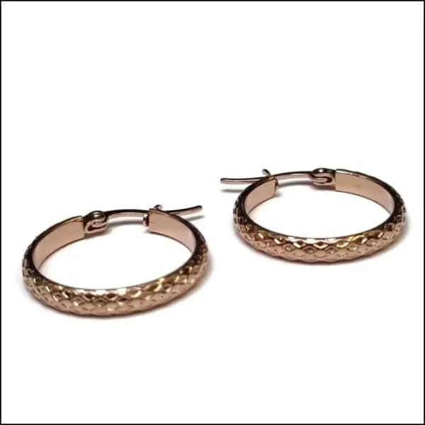 Bewerkte Oorringen Ruitjes Chirurgisch Staal Rosékleur 25mm 20mm 25mm 3.5mm 30mm alles bewerkt chirurgisch staal dames Geen edelsteen Geen oormodel Geen_steen Goudkleur / 20mm Goudkleur / 25mm Goudkleur / 30mm goudkleurig Meerdere kleuren Meerdere Maten Nieuw oorbellen Oorringen oorringetjes PVD rond Rosékleur / 20mm Rosékleur / 25mm rosékleurig ruit Staal tomade Volwassenen Zonder_hanger Zonder_steen zwart Zwart / 25mm Zwart / 35mm zweerknopjes