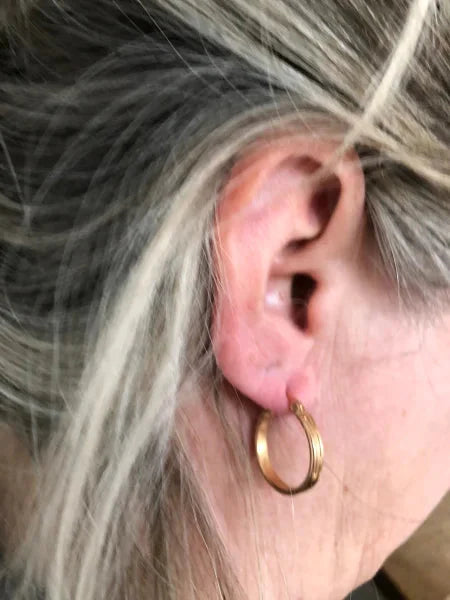 Rosékleurige Oorringen Streepjes Motief 20mmx3mm Chirurgisch 20mm 3mm alles chirurgisch staal dames Geen edelsteen Geen_steen nakijken oorbellen oormodel Oorringen oorringetjes PVD rond rosékleurig Soort sieraad_Oorringen Staal strepen tomade unisex Volwassenen Zonder_hanger Zonder_steen zweerknopjes