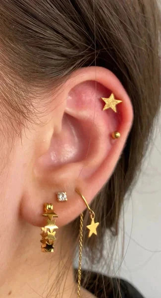 Sandblasted Helixpiercing Ster 8mm Goudkleurig Chirurgisch 1.2mm 6mm alles Barbell chirurgisch staal dames goudkleurig Helix helixpiercings jin nakijken Oor piercing Piercings PVD sandblasted Staal ster Sterretje tekst Volwassenen Zonder_steen