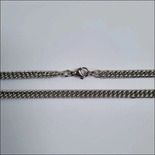 Een Zilveren Ketting Met Een Slotje
