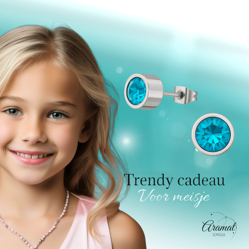 Aqua blauwe kristal oorstekers – 5mm zilver RVS - Aramat Jewels - Oorbellen - cadeautip