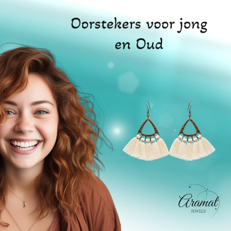 Boho Oorhangers Kwastjes Creme 55x30mm - Aramat Jewels - Oorbellen - cadeautip