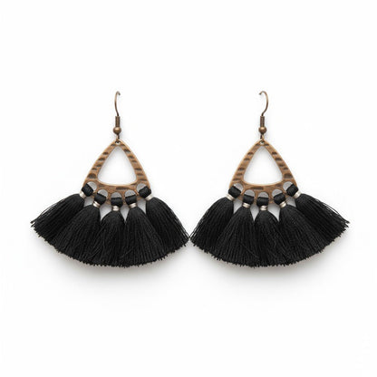 Boho Oorhangers met Kwastjes – Zwart 55x30mm - Aramat Jewels - Oorbellen - cadeautip