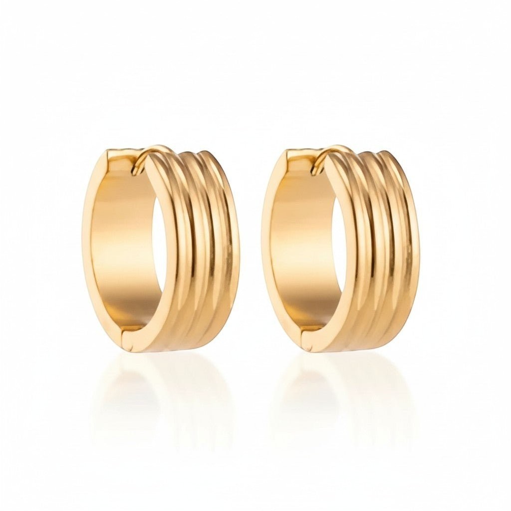 Creolen – RVS Goudkleur met Drievoudige Strepen (13mm of 20mm) - Aramat Jewels - Oorringen - cadeautip