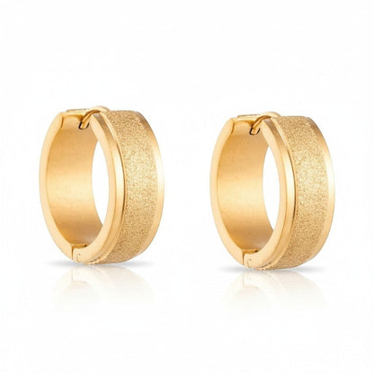 Creolen – RVS Goudkleur met Sandblasted Textuur (13mm of 20mm) - Aramat Jewels - Oorringen - cadeautip