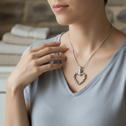 Gedraaide hart ashanger – open stalen gedenksieraad - Aramat Jewels - Gedenkhangers - cadeautip