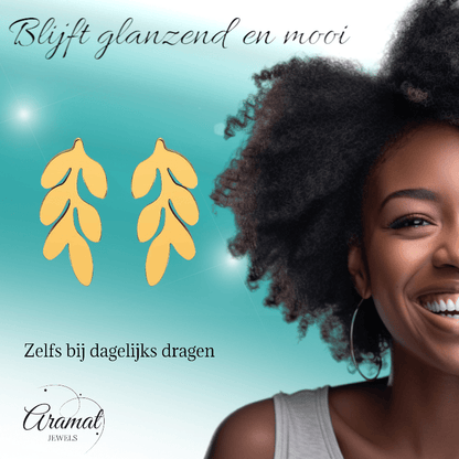 Goudkleurige blad oorstuds 12×7 mm - oor4419 - Oorbellen kopen# - 12mm - alles - blad