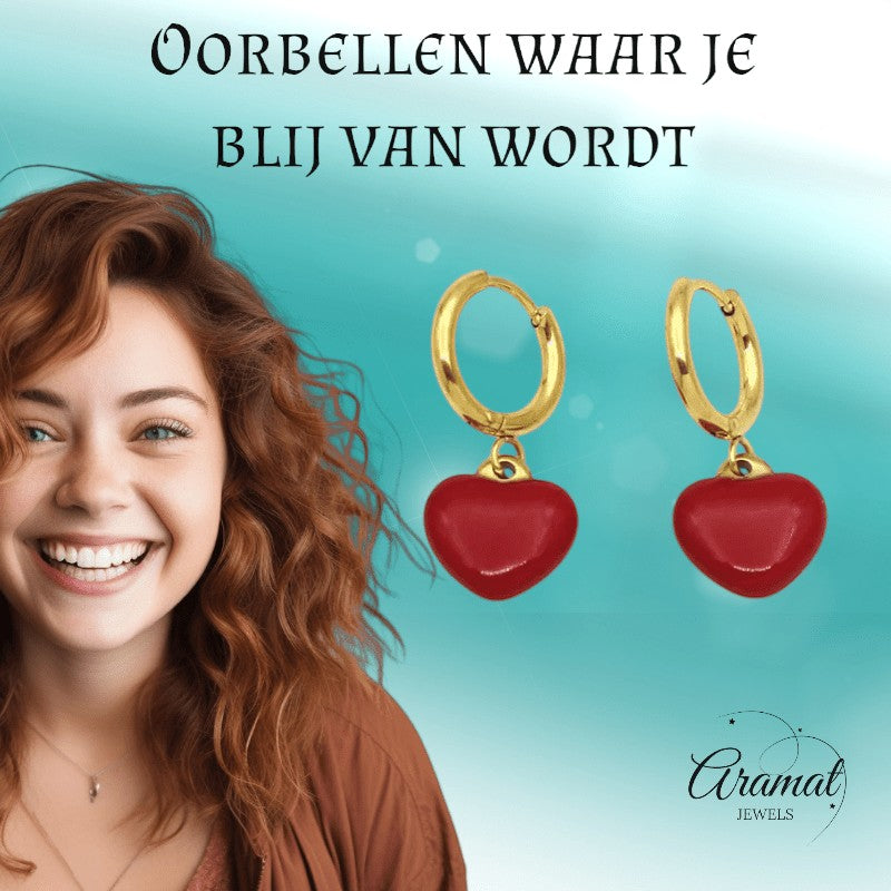 Goudkleurige Huggie Oorringen met Rood Hartje - oor6397 - 807432 - Oorringen kopen# - 14mm - alles - cadeau