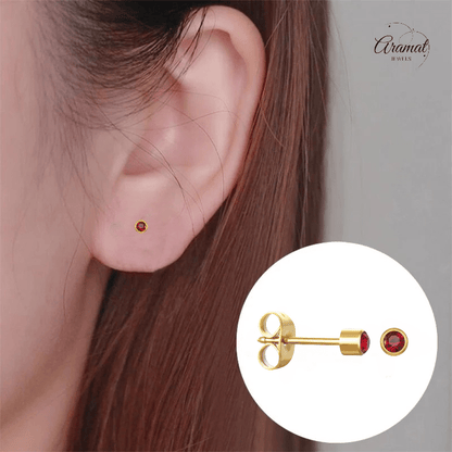Goudkleurige Oorstekers 3mm - Rood Kristal - oor596 - XE38686 - Oorbellen kopen# - 3mm - alles - cadeau