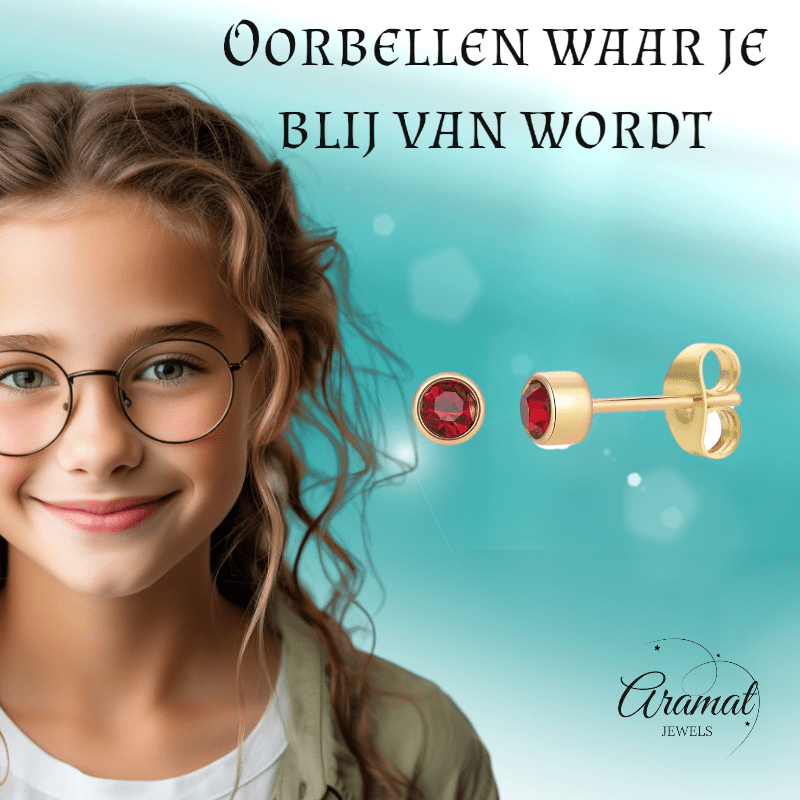Goudkleurige Oorstekers 4mm - Rood Kristal - oor4609 - Oorbellen kopen# - 4mm - alles - cadeau