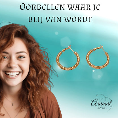 Goudkleurige swirl RVS oorringen 30mm - oor6369 - 52897 - Oorringen kopen# - 30mm - alles - cadeau