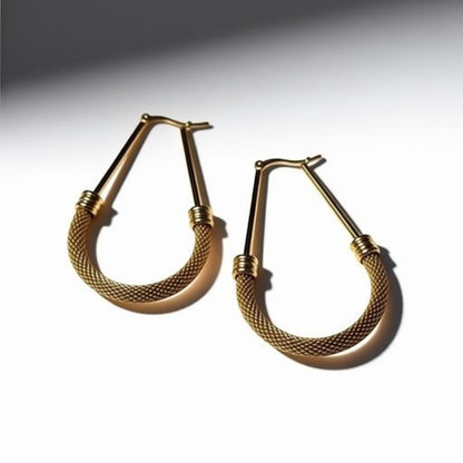 Grote Ovale Oorringen Goudkleurig RVS met Mesh Schakel (58 mm) - Aramat Jewels - Oorringen - cadeautip