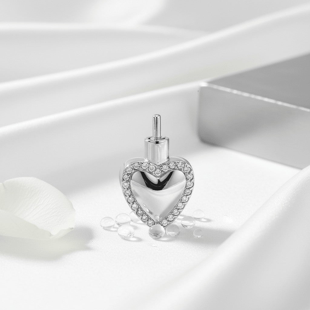 Hart ashanger met zirkonia – zilverkleurig staal - Aramat Jewels - Gedenkhangers - cadeautip