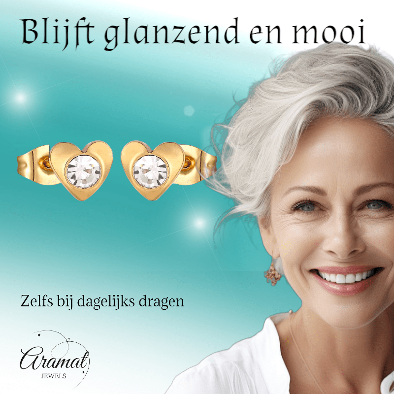 Hartjes oorstekers goudkleur – transparant kristal 8mm - Aramat Jewels - Oorbellen - cadeautip