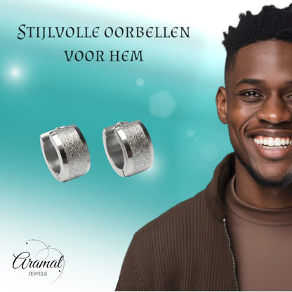 Huggies – RVS Sandblasted Zilverkleur (13mm) - Aramat Jewels - Oorringen - cadeautip