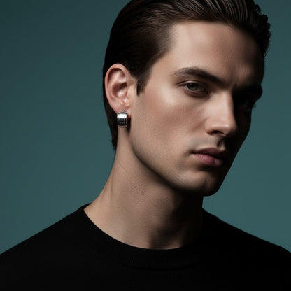 Kleine RVS Oorringen met Opstaande Streep Zilverkleur 13mm - Aramat Jewels - Oorringen - cadeautip