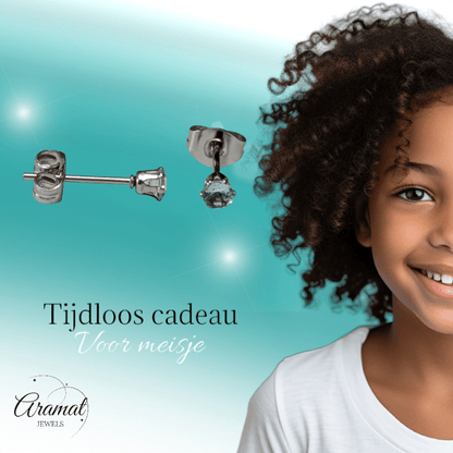 Lichtblauwe Zirkonia Oorbellen – 3mm – RVS - Aramat Jewels - Oorbellen - cadeautip