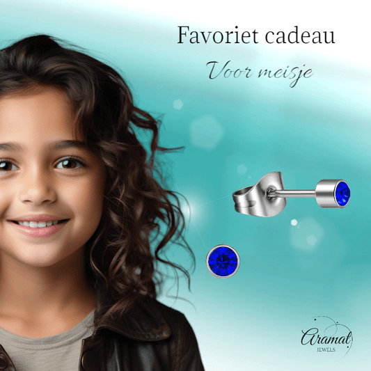 Mini kristal oorstekers blauw – 3mm zilverkleur - Aramat Jewels - Oorbellen - cadeautip