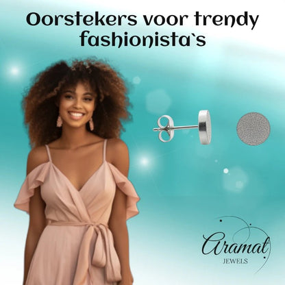 Oorbellen – 8mm Rond Sandblasted RVS Zilverkleur Unisex - Aramat Jewels - Oorbellen - cadeautip