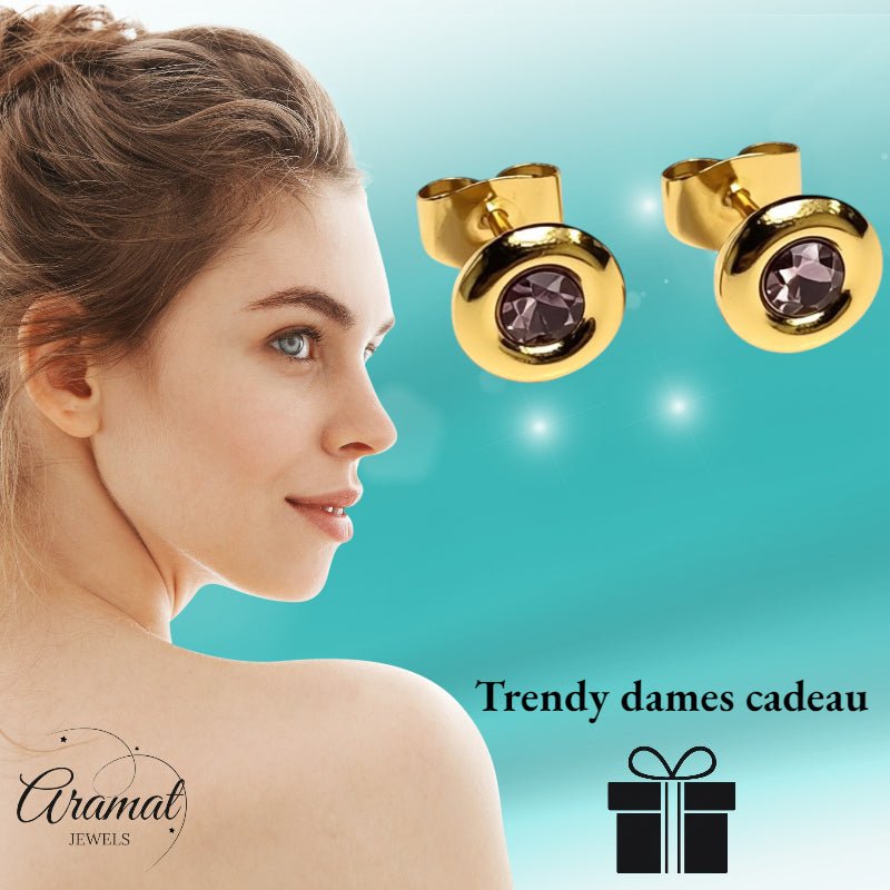 Oorbellen – RVS Goudkleurig met Roze Kristal (8mm) - Aramat Jewels - Oorbellen - cadeautip