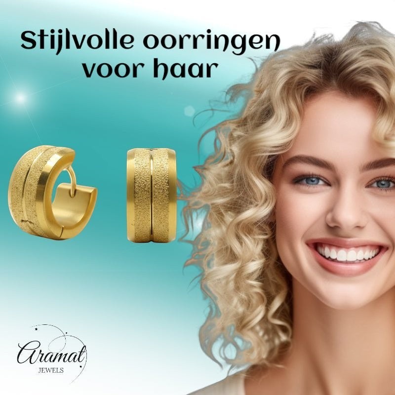 Oorringen – Goudkleurig Staal Sandblasted Strepen (13x7mm) - Aramat Jewels - Oorringen - cadeautip