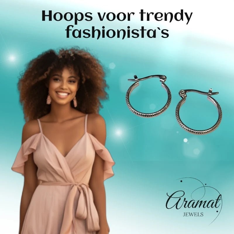 Oorringen – RVS Zilverkleur met Streepjes (18mm) - Aramat Jewels - Oorringen - cadeautip