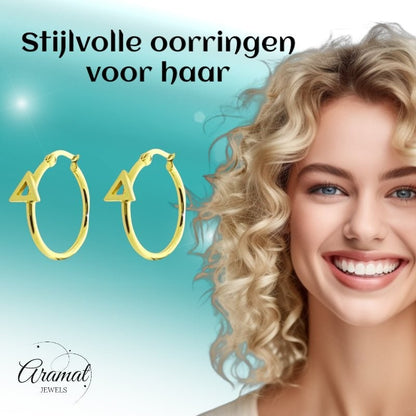 Oorringen – Staal Driehoek Goudkleurig (24mm) - Aramat Jewels - Oorringen - cadeautip
