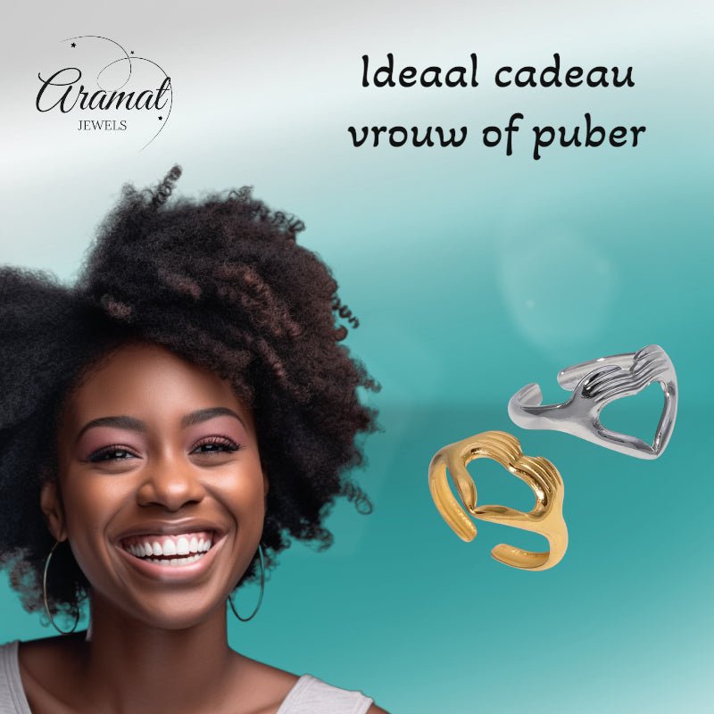 Open Ring RVS Hart met Handen Symbool (14 mm Breed) - Aramat Jewels - Ringen - cadeautip