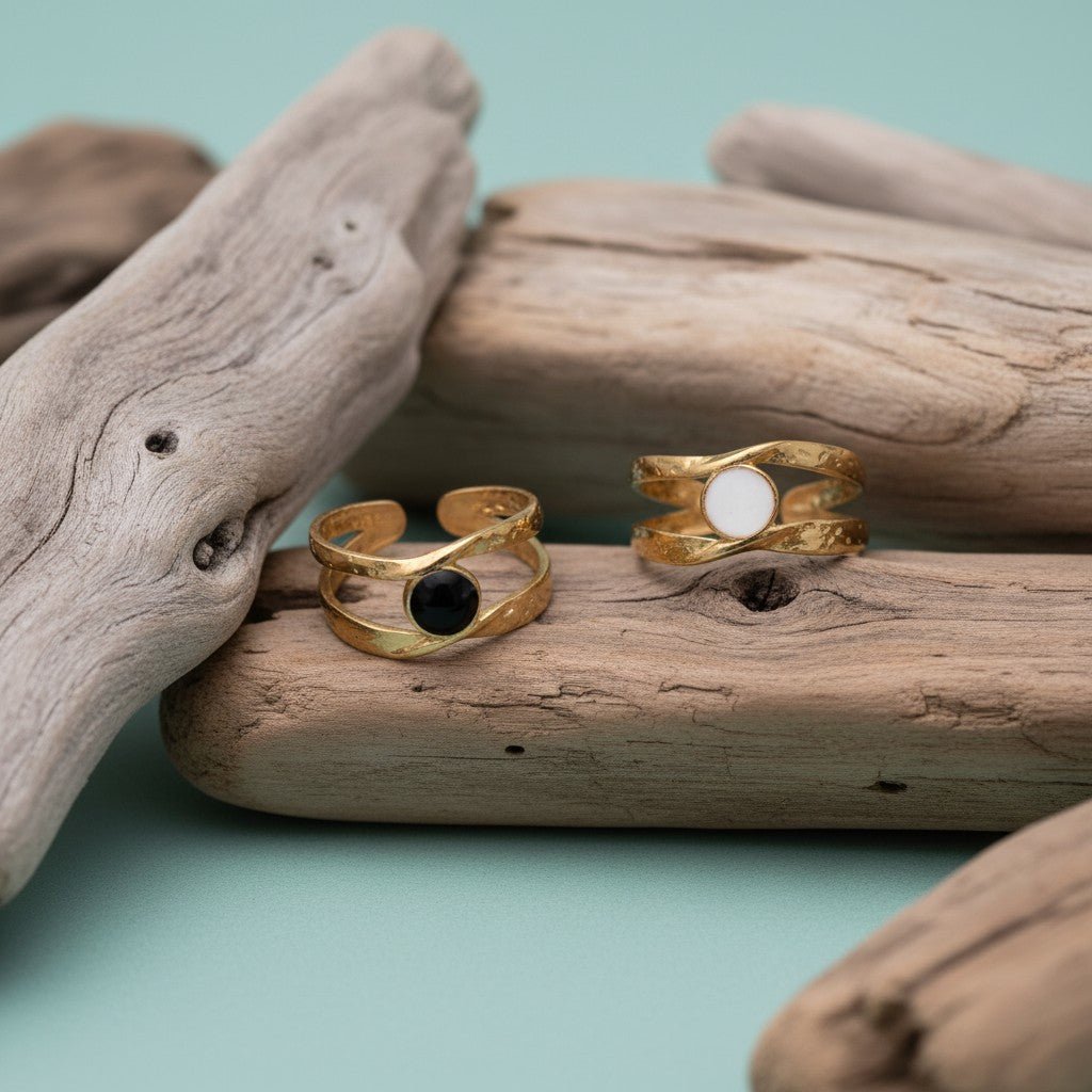 Open Ring RVS met Gehamerd Motief en Emaille Cirkel (9,5 mm) - Aramat Jewels - Ringen - cadeautip