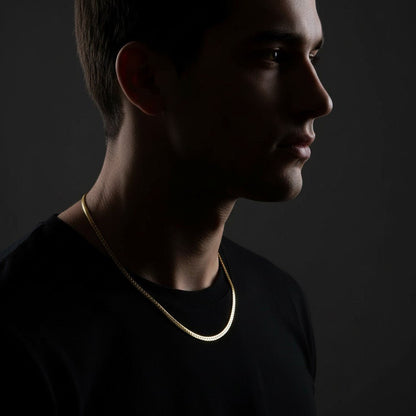 Platte Gourmet Ketting met bewerkte rand 3mm Goudkleurig Staal - Aramat Jewels - Halskettingen - cadeautip