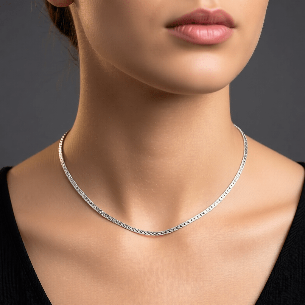 Platte Gourmet Ketting met bewerkte rand 4mm Zilverkleurig Staal - Aramat Jewels - Halskettingen - cadeautip