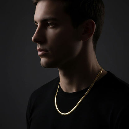 Platte Gourmet Ketting met bewerkte rand 6mm Goudkleurig Staal - Aramat Jewels - Halskettingen - cadeautip