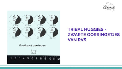 Tribal Huggies - Zwarte Oorringetjes van RVS by@Outfy